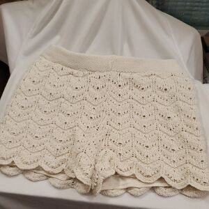 Pink Rose Crochet Shorts Size XS Cream Color